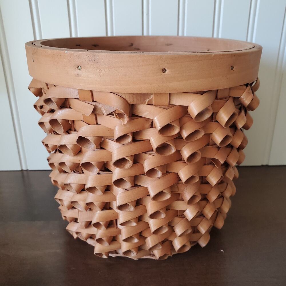 Wicker Curly Q Penobscot Style Vintage Basket Porcupine Round Basket Decor LN